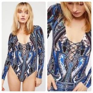 Free People Pick A Place Long Sleeve Blue Paisley Print Bodysuit XS NWT